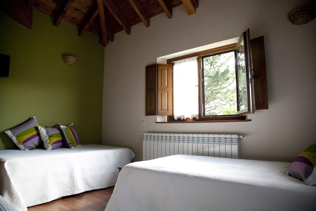 La Casa De La Abuela Milagros Guest House Pravia Room photo